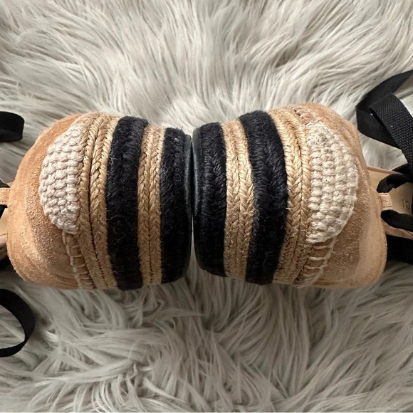 GUCCI Suede Wedge Wrap Espadrilles in Tan and Black Size 7 - Picture 6 of 11